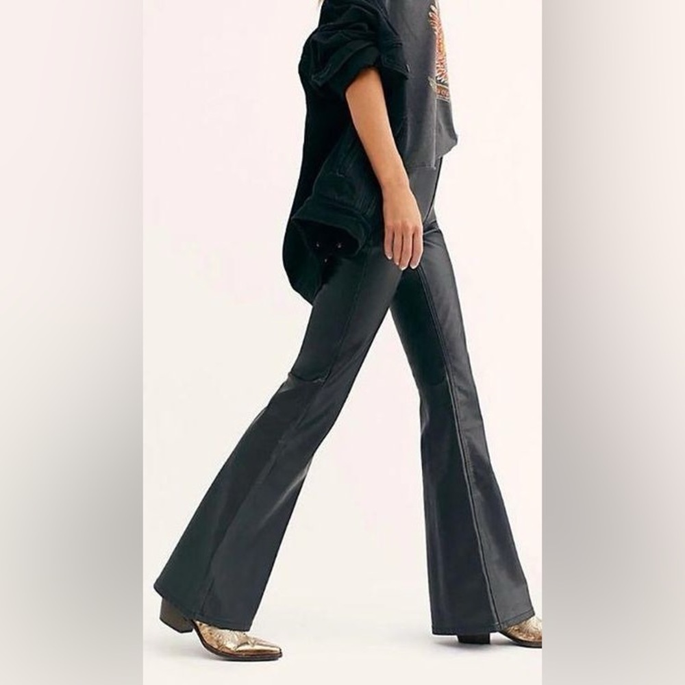 Free People Black Wide Flare Vegan Faux Leather Punk Gothic Pants Size 25 - Picture 2 of 8